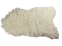 Icelandic Sheepskin: Creamy White: 120-130cm or 48" to 52": Gallery Item 